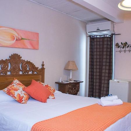 Pousada Hospedaria Da Villa 티라덴티스 외부 사진