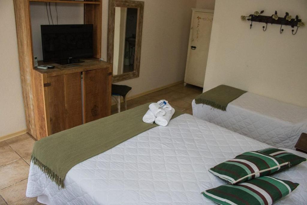 Pousada Hospedaria Da Villa 티라덴티스 객실 사진